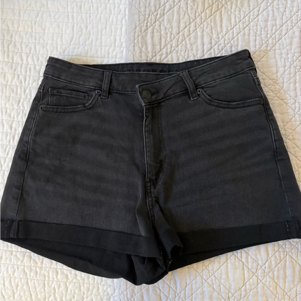 American Eagle Outfitters Black Jean Shorts Mid-Rise